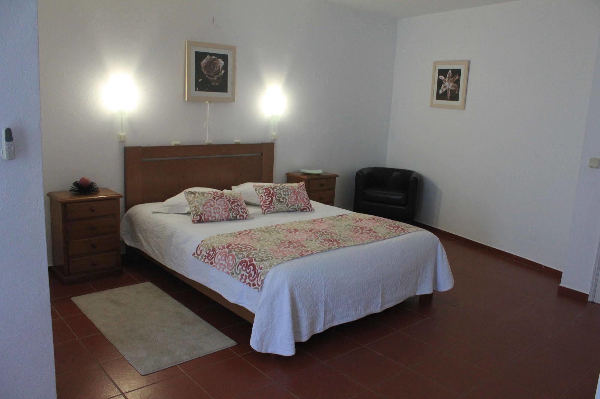 Bed and Breakfast Manta Guest Манта-Рота Экстерьер фото